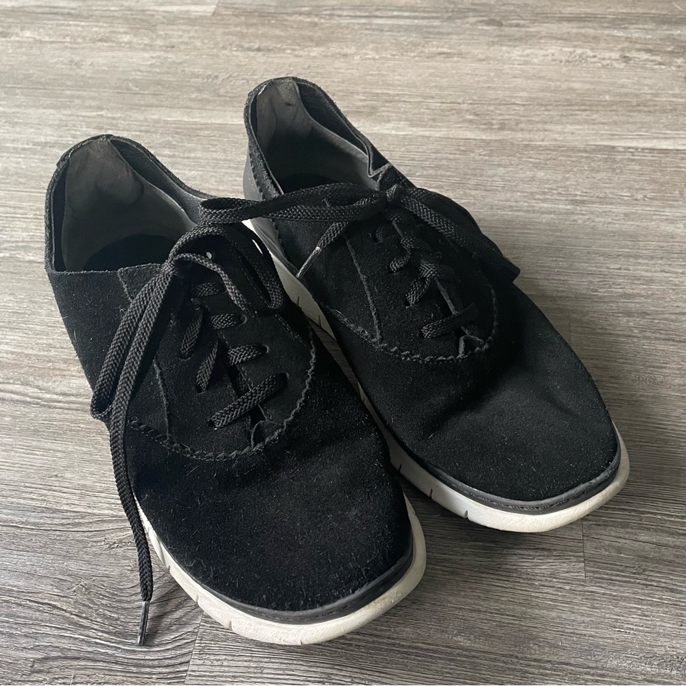 Vionic 355 Taylor Women's 7.5 Shoes Black Suede Lace Up Casual Sneakers